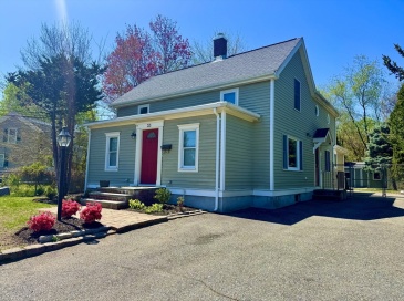 33 Lill Avenue, Newton, Massachusetts, 3 Bedrooms Bedrooms, 7 Rooms Rooms,2 BathroomsBathrooms,Residential,For Sale,Lill Avenue,73366860