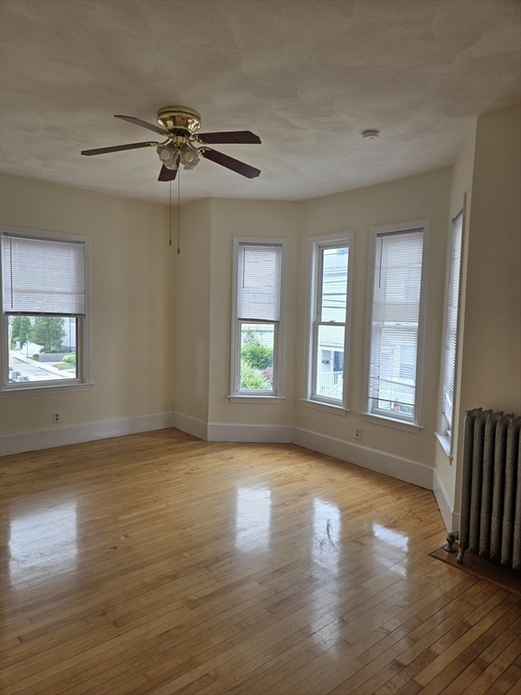 2 Wenlock Road, Boston, Massachusetts, 3 Bedrooms Bedrooms, 6 Rooms Rooms,1 BathroomBathrooms,Residential Lease,For Rent,Wenlock Road,73403950