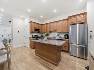 77 North St, Somerville, Massachusetts, 3 Bedrooms Bedrooms, 10 Rooms Rooms,2.5 BathroomsBathrooms,Residential Lease,For Rent,North St,73450370 77 North St, Somerville, Massachusetts, 3 Bedrooms Bedrooms, 10 Rooms Rooms,2.5 BathroomsBathrooms,Residential Lease,For Rent,North St,73450370