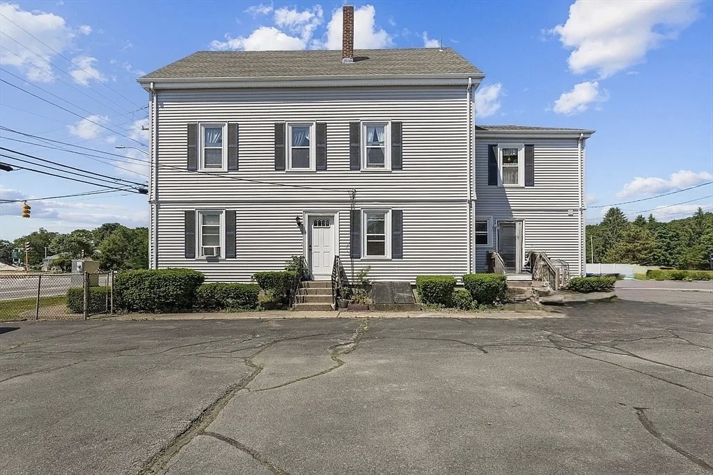 442 Taunton, Seekonk, Massachusetts, 1 Bedroom Bedrooms, 5 Rooms Rooms,1 BathroomBathrooms,Residential Lease,For Rent,Taunton,73456927