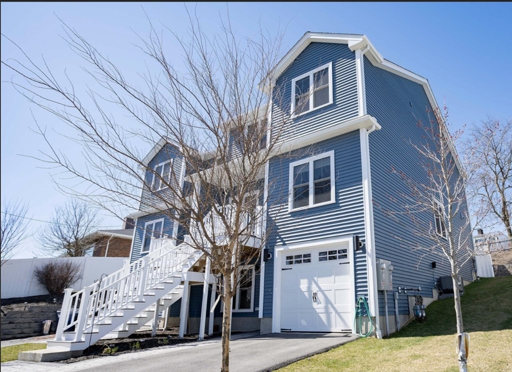 279 Suffolk Avenue, Revere, Massachusetts, 3 Bedrooms Bedrooms, 6 Rooms Rooms,3.5 BathroomsBathrooms,Residential Lease,For Rent,Suffolk Avenue,73453627
