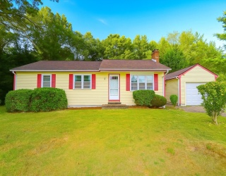 36 Winfield St, Freetown, Massachusetts, 3 Bedrooms Bedrooms, 6 Rooms Rooms,2 BathroomsBathrooms,Residential,For Sale,Winfield St,73437739