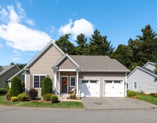 78 Granville Rd, Westfield, Massachusetts, 2 Bedrooms Bedrooms, 4 Rooms Rooms,2.5 BathroomsBathrooms,Residential,For Sale,Granville Rd,73440391