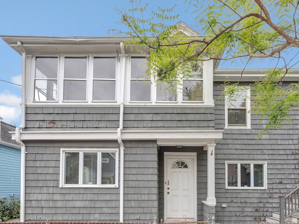 110 Reed St, Cambridge, Massachusetts, 4 Bedrooms Bedrooms, 8 Rooms Rooms,2.5 BathroomsBathrooms,Residential Income,For Sale,Reed St,73386378