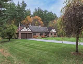 21 Saddle Ln, Groton, Massachusetts, 3 Bedrooms Bedrooms, 7 Rooms Rooms,2.5 BathroomsBathrooms,Residential,For Sale,Saddle Ln,73448277