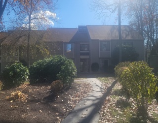 5 Thayer Pond Drive, Oxford, Massachusetts, 1 Bedroom Bedrooms, 3 Rooms Rooms,1 BathroomBathrooms,Residential Lease,For Rent,Thayer Pond Drive,73451140