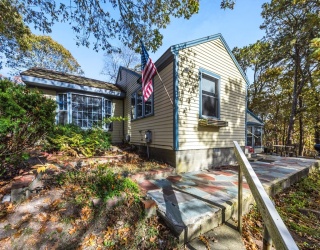 25 First Avenue, Wellfleet, Massachusetts, 6 Bedrooms Bedrooms, 6 Rooms Rooms,4 BathroomsBathrooms,Residential,For Sale,First Avenue,73311206