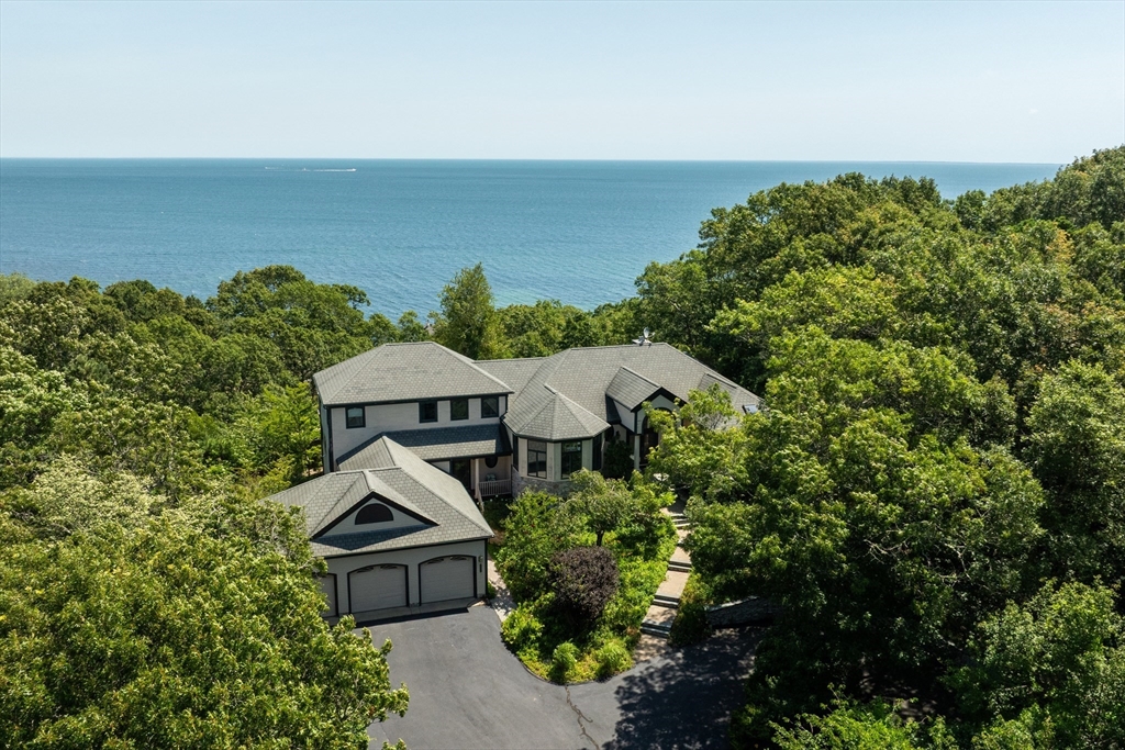 322 R Center Hill Rd, Plymouth, Massachusetts, 4 Bedrooms Bedrooms, 11 Rooms Rooms,3.5 BathroomsBathrooms,Residential,For Sale,Center Hill Rd,73410510