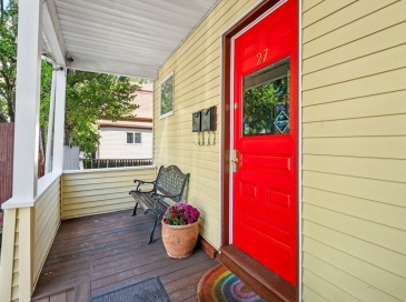 27 Gilman Ter, Somerville, Massachusetts, 5 Bedrooms Bedrooms, 12 Rooms Rooms,3 BathroomsBathrooms,Residential Income,For Sale,Gilman Ter,73431669