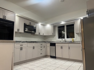 33 Appleton, Everett, Massachusetts, 3 Bedrooms Bedrooms, 7 Rooms Rooms,1 BathroomBathrooms,Residential Lease,For Rent,Appleton,73452085