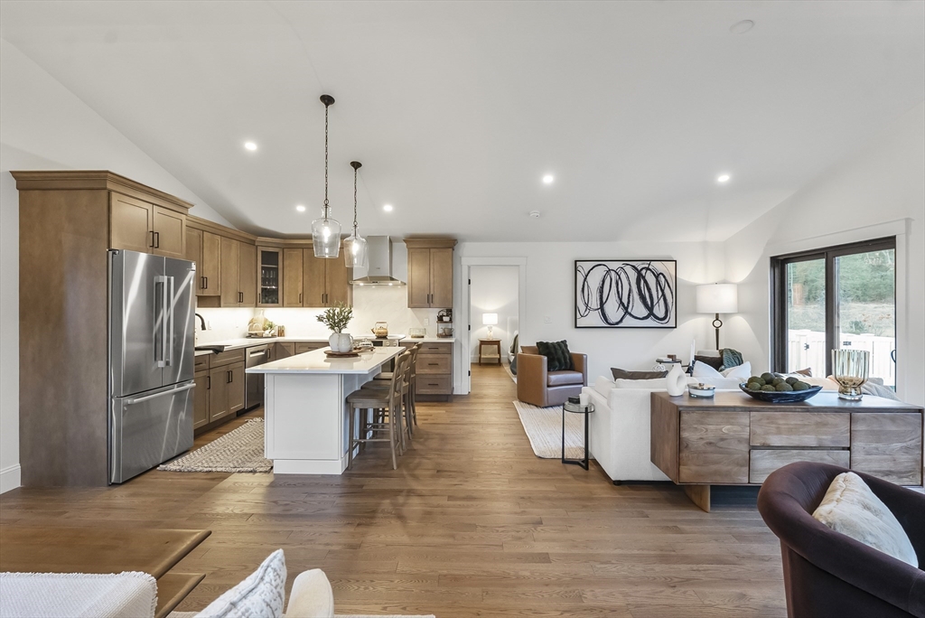 46 Sandwich Road, Plymouth, Massachusetts, 2 Bedrooms Bedrooms, 8 Rooms Rooms,2.5 BathroomsBathrooms,Residential,For Sale,Sandwich Road,73450890