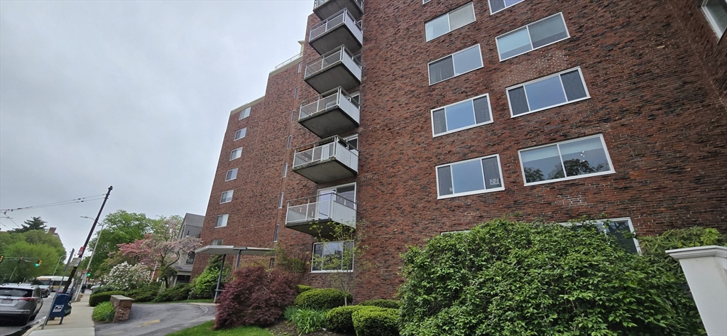 14 Concord Ave, Cambridge, Massachusetts, 1 Bedroom Bedrooms, 3 Rooms Rooms,1 BathroomBathrooms,Residential Lease,For Rent,Concord Ave,73451005