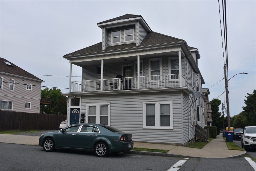 110 Reynolds Street, New Bedford, Massachusetts, 2 Bedrooms Bedrooms, 5 Rooms Rooms,1 BathroomBathrooms,Residential Lease,For Rent,Reynolds Street,73451287