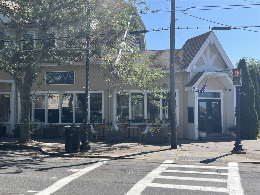 615 Main Street, Barnstable, Massachusetts, ,Commercial Sale,For Sale,Main Street,73451673