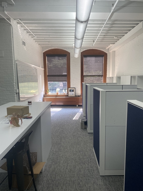 192 South, Boston, Massachusetts, ,Commercial Lease,For Rent,South,73451694