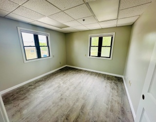 6 West Broadway, Derry, New Hampshire, ,Commercial Lease,For Rent,West Broadway,73243975