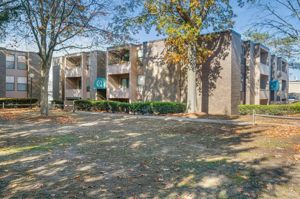 54 Shrewsbury Green Dr, Shrewsbury, Massachusetts, 1 Bedroom Bedrooms, 4 Rooms Rooms,1 BathroomBathrooms,Residential Lease,For Rent,Shrewsbury Green Dr,73451745