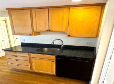 99 Rice Street, Cambridge, Massachusetts, 3 Bedrooms Bedrooms, 5 Rooms Rooms,1 BathroomBathrooms,Residential Lease,For Rent,Rice Street,73451346
