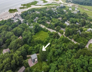 9 Honeysuckle Ln, Orleans, Massachusetts, 4 Bedrooms Bedrooms, 7 Rooms Rooms,2 BathroomsBathrooms,Residential,For Sale,Honeysuckle Ln,73451981