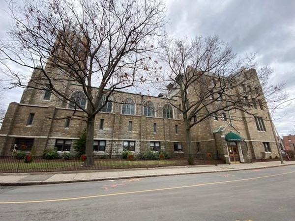 288 Walnut, Newton, Massachusetts, ,Commercial Lease,For Rent,Walnut,73452661