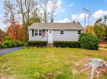 360 High St, Whitman, Massachusetts, 3 Bedrooms Bedrooms, 5 Rooms Rooms,1 BathroomBathrooms,Residential,For Sale,High St,73451389 360 High St, Whitman, Massachusetts, 3 Bedrooms Bedrooms, 5 Rooms Rooms,1 BathroomBathrooms,Residential,For Sale,High St,73451389
