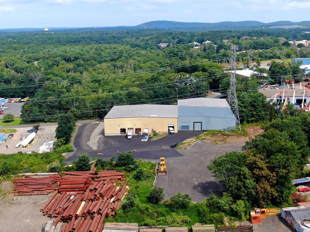 133 Maple Street, Stoughton, Massachusetts, ,Commercial Lease,For Rent,Maple Street,73452317