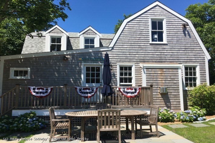5 Green Lane, Nantucket, Massachusetts, 3 Bedrooms Bedrooms, 7 Rooms Rooms,2.5 BathroomsBathrooms,Residential Lease,For Rent,Green Lane,73452616