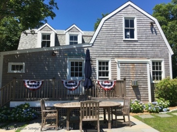 5 Green Lane, Nantucket, Massachusetts, 3 Bedrooms Bedrooms, 7 Rooms Rooms,2.5 BathroomsBathrooms,Residential Lease,For Rent,Green Lane,73452616