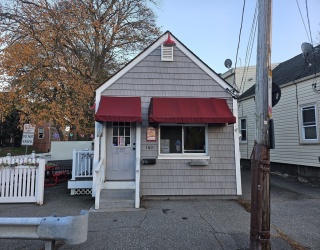 160 Lynn Street, Peabody, Massachusetts, ,Commercial Sale,For Sale,Lynn Street,73453086