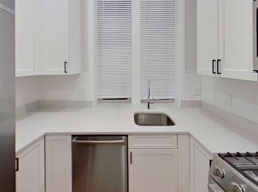 47 Englewood Ave, Boston, Massachusetts, 3 Bedrooms Bedrooms, 5 Rooms Rooms,2 BathroomsBathrooms,Residential Lease,For Rent,Englewood Ave,73451199