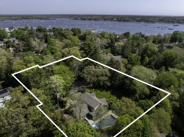 16 Vine St, Marion, Massachusetts, 5 Bedrooms Bedrooms, 10 Rooms Rooms,4.5 BathroomsBathrooms,Residential,For Sale,Vine St,73452977