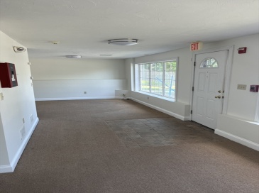 11 Center St, Easton, Massachusetts, ,Commercial Lease,For Rent,Center St,73385103