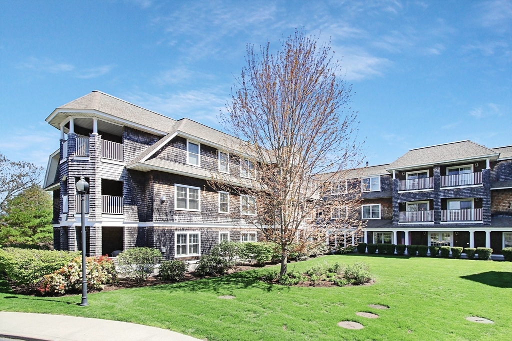 18 West Road, Orleans, Massachusetts, 2 Bedrooms Bedrooms, 5 Rooms Rooms,2 BathroomsBathrooms,Residential,For Sale,West Road,73453928