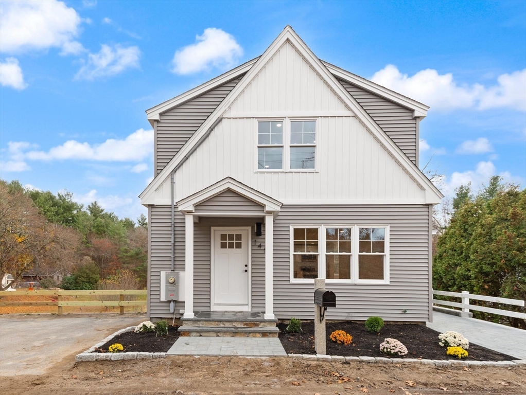 145 Groton Rd, Westford, Massachusetts, 3 Bedrooms Bedrooms, 7 Rooms Rooms,2 BathroomsBathrooms,Residential,For Sale,Groton Rd,73453956