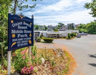 38 Amos Way, Wareham, Massachusetts, 2 Bedrooms Bedrooms, 4 Rooms Rooms,1 BathroomBathrooms,Residential,For Sale,Amos Way,73453480