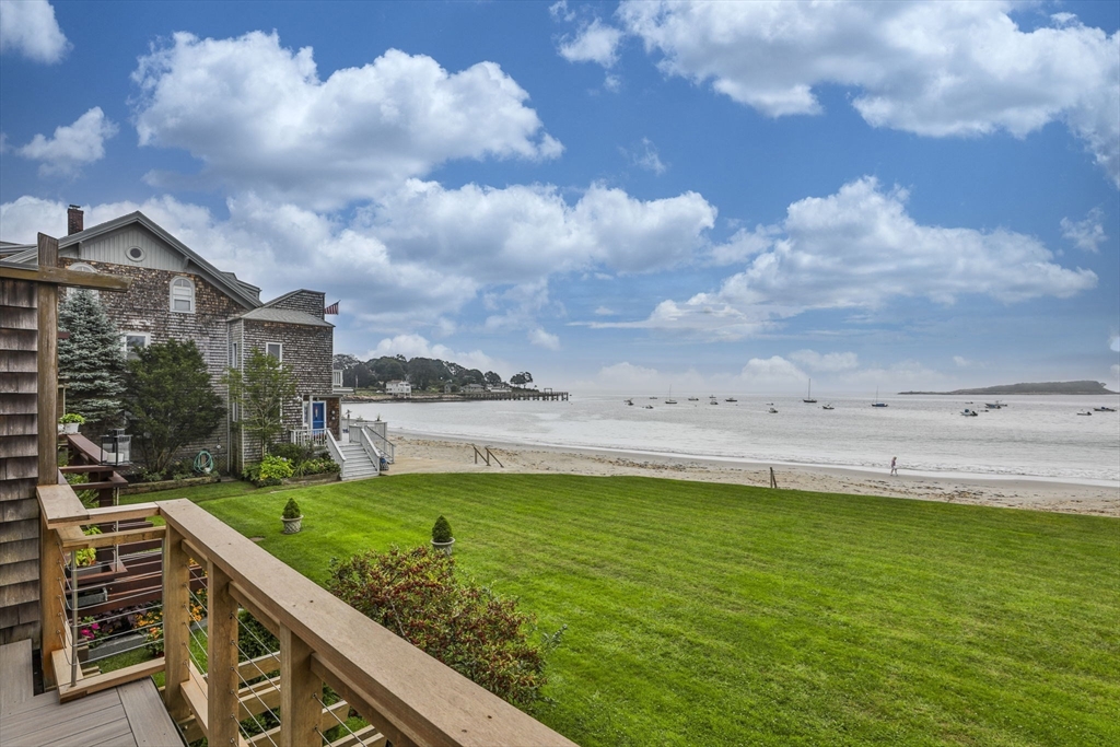 45 Raymond Street, Manchester, Massachusetts, 4 Bedrooms Bedrooms, 9 Rooms Rooms,3 BathroomsBathrooms,Residential Lease,For Rent,Raymond Street,73453640