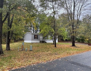 42 Kendell Ln, Salisbury, Massachusetts, 3 Bedrooms Bedrooms, 5 Rooms Rooms,2 BathroomsBathrooms,Residential,For Sale,Kendell Ln,73443000