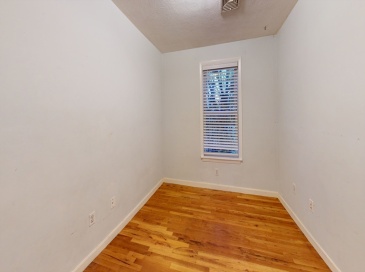 277 Paris St, Boston, Massachusetts, 2 Bedrooms Bedrooms, 3 Rooms Rooms,1 BathroomBathrooms,Residential Lease,For Rent,Paris St,73453660