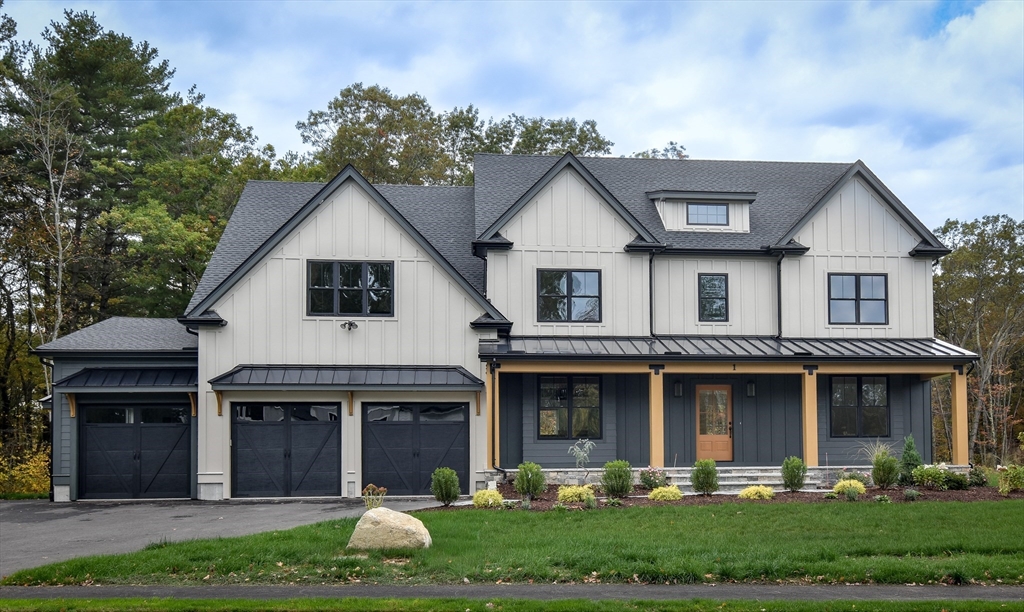 1 Emerald Drive, Hopkinton, Massachusetts, 5 Bedrooms Bedrooms, 12 Rooms Rooms,5.5 BathroomsBathrooms,Residential,For Sale,Emerald Drive,73453871