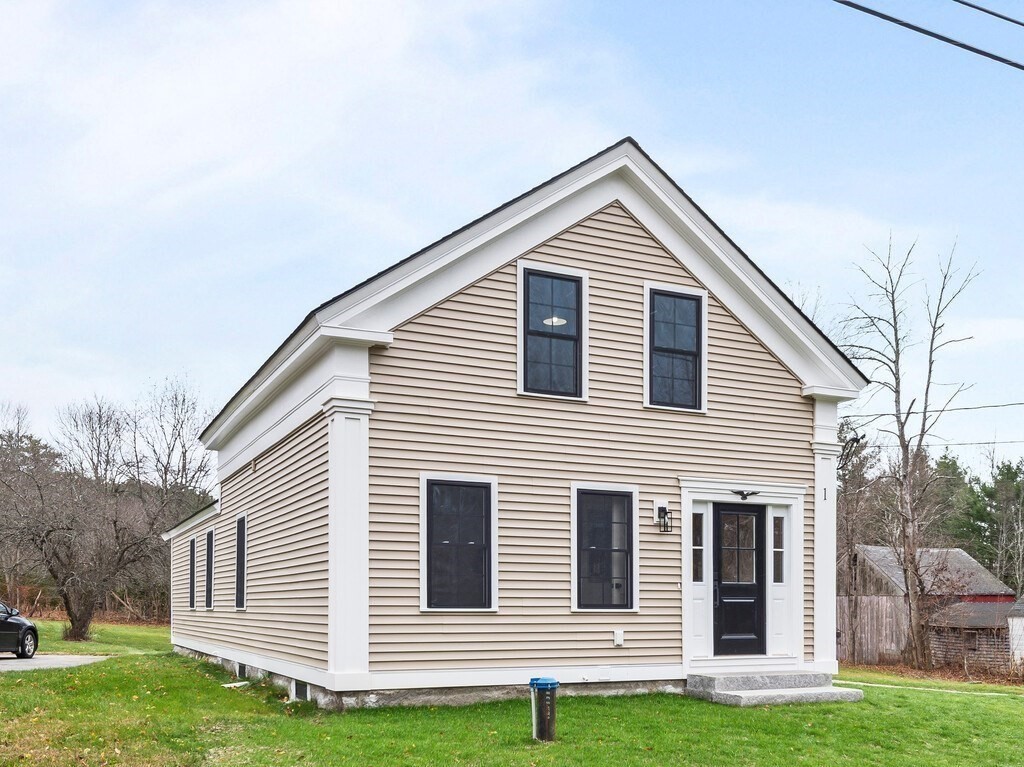 1 Barre Road Cut Off, Hubbardston, Massachusetts, 3 Bedrooms Bedrooms, 6 Rooms Rooms,2.5 BathroomsBathrooms,Residential,For Sale,Barre Road Cut Off,73452180