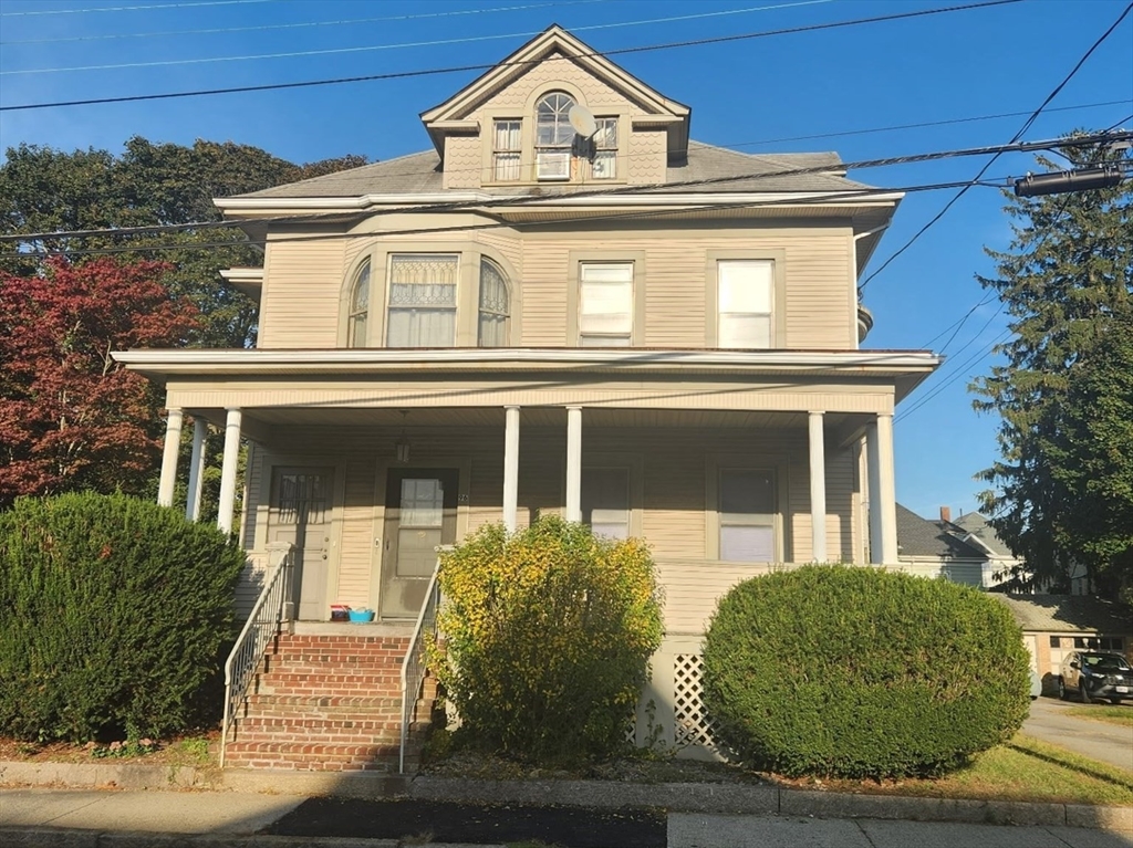 96 Mt Pleasant, New Bedford, Massachusetts, 4 Bedrooms Bedrooms, 11 Rooms Rooms,2 BathroomsBathrooms,Residential Income,For Sale,Mt Pleasant,73445150