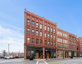 2 Washington St, Haverhill, Massachusetts, 14 Bedrooms Bedrooms, 43 Rooms Rooms,14.5 BathroomsBathrooms,Residential Income,For Sale,Washington St,73454306