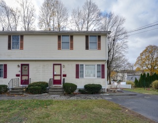 49 Douglas Ave, Maynard, Massachusetts, 3 Bedrooms Bedrooms, 6 Rooms Rooms,1.5 BathroomsBathrooms,Residential Lease,For Rent,Douglas Ave,73455047