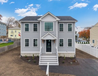 34 Alsop St, Fall River, Massachusetts, 3 Bedrooms Bedrooms, 6 Rooms Rooms,2.5 BathroomsBathrooms,Residential,For Sale,Alsop St,73455268