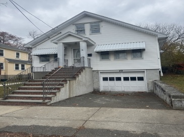 29 Brewster Street, Medford, Massachusetts, 4 Bedrooms Bedrooms, 8 Rooms Rooms,1 BathroomBathrooms,Residential Lease,For Rent,Brewster Street,73454942 29 Brewster Street, Medford, Massachusetts, 4 Bedrooms Bedrooms, 8 Rooms Rooms,1 BathroomBathrooms,Residential Lease,For Rent,Brewster Street,73454942