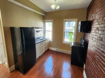 4 Wilbur Ct., Boston, Massachusetts, 1 Bedroom Bedrooms, 2 Rooms Rooms,1 BathroomBathrooms,Residential Lease,For Rent,Wilbur Ct.,73455648 4 Wilbur Ct., Boston, Massachusetts, 1 Bedroom Bedrooms, 2 Rooms Rooms,1 BathroomBathrooms,Residential Lease,For Rent,Wilbur Ct.,73455648