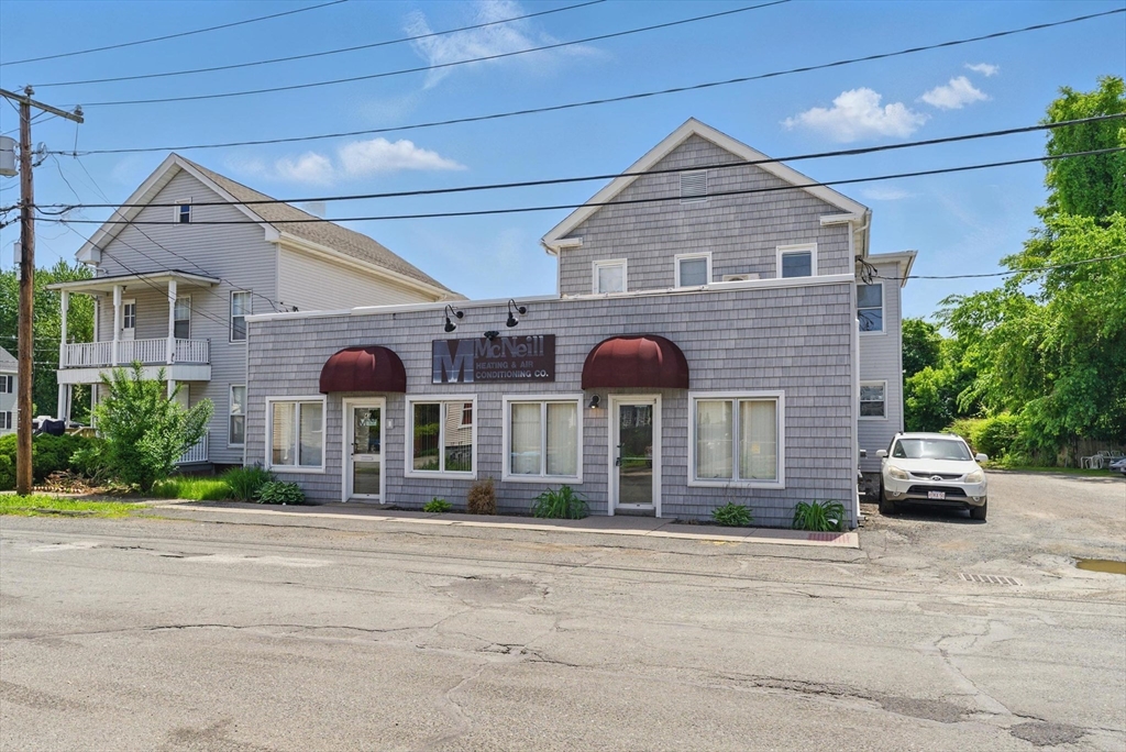 43 W School St, West Springfield, Massachusetts, ,Commercial Sale,For Sale,W School St,73455754