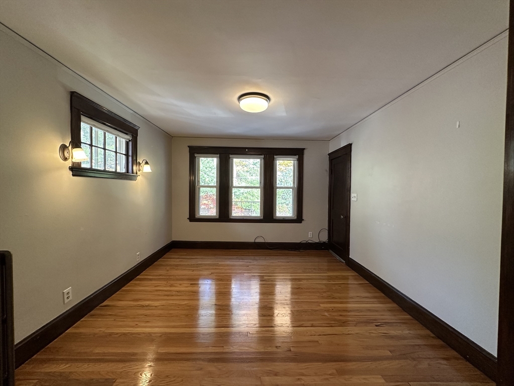 77 Walk Hill, Boston, Massachusetts, 2 Bedrooms Bedrooms, 5 Rooms Rooms,1 BathroomBathrooms,Residential Lease,For Rent,Walk Hill,73455971
