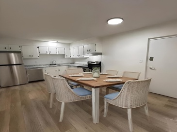 31 Vine St, Weymouth, Massachusetts, 2 Bedrooms Bedrooms, 4 Rooms Rooms,1 BathroomBathrooms,Residential Lease,For Rent,Vine St,73456368