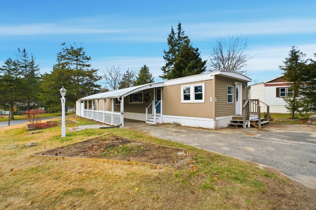 1 Willow Circle, Brimfield, Massachusetts, 2 Bedrooms Bedrooms, 4 Rooms Rooms,1 BathroomBathrooms,Residential,For Sale,Willow Circle,73455774